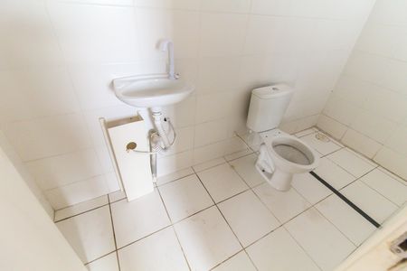 Apartamento à venda com 74m², 2 quartos e sem vaga Apartamento à venda com 74m², 2 quartos e sem vagaBanheiro