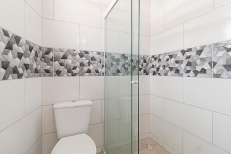 Banheiro de casa para alugar com 1 quarto, 31m² em Vila Silviania, Carapicuíba