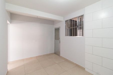 Casa para alugar com 31m², 1 quarto e sem vaga Casa para alugar com 31m², 1 quarto e sem vagaCozinha e área de serviço