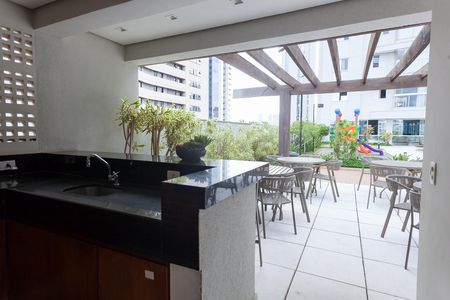 Apartamento para alugar com 68m², 2 quartos e 1 vagaÁrea comum - Churrasqueira