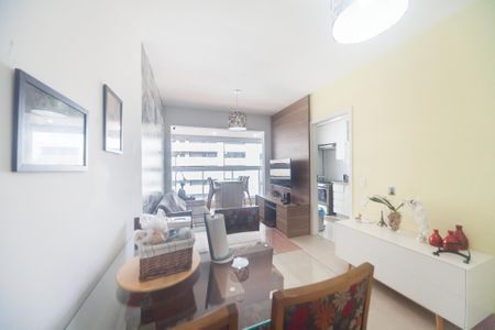 Apartamento para alugar com 68m², 2 quartos e 1 vagasala