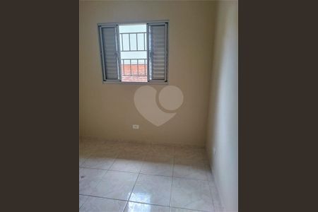 Casa à venda com 3 quartos, 180m² em Jardim Vivan, São Paulo