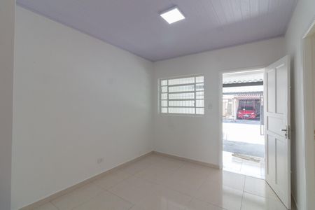 Casa para alugar com 80m², 2 quartos e 2 vagas Casa para alugar com 80m², 2 quartos e 2 vagasSala