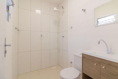 Casa para alugar com 80m², 2 quartos e 2 vagas Casa para alugar com 80m², 2 quartos e 2 vagasBanheiro