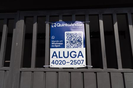 Casa para alugar com 80m², 2 quartos e 2 vagas Casa para alugar com 80m², 2 quartos e 2 vagasPlaca do QuintoAndar