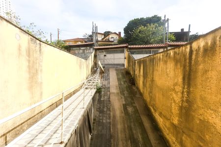 vista de casa para alugar com 2 quartos, 150m² em Jardim Tres Irmaos, Taboão da Serra