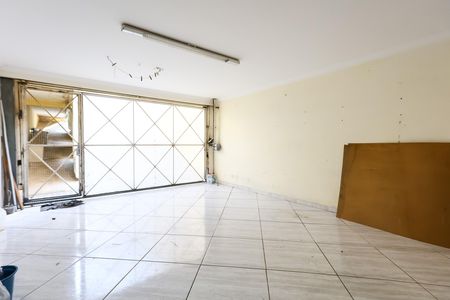 Casa para alugar com 150m², 2 quartos e 1 vaga Casa para alugar com 150m², 2 quartos e 1 vagaGaragem