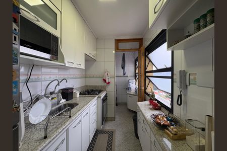 Apartamento à venda com 77m², 3 quartos e 2 vagas Apartamento à venda com 77m², 3 quartos e 2 vagasCozinha