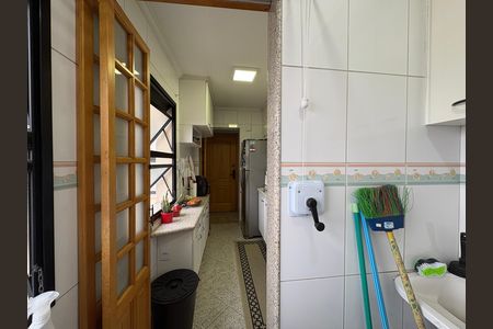Apartamento à venda com 77m², 3 quartos e 2 vagas Apartamento à venda com 77m², 3 quartos e 2 vagasÁrea de Serviço