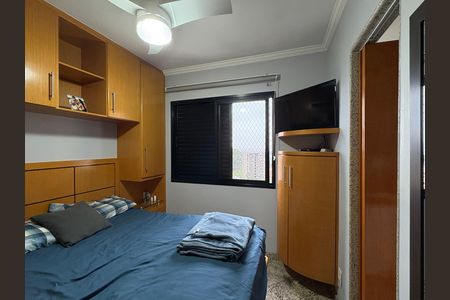 Apartamento à venda com 77m², 3 quartos e 2 vagas Apartamento à venda com 77m², 3 quartos e 2 vagasSuíte