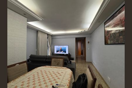Apartamento à venda com 77m², 3 quartos e 2 vagas Apartamento à venda com 77m², 3 quartos e 2 vagasSala de Jantar