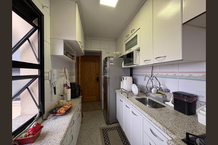 Apartamento à venda com 77m², 3 quartos e 2 vagas Apartamento à venda com 77m², 3 quartos e 2 vagasCozinha