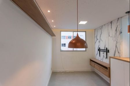 Sala de apartamento para alugar com 2 quartos, 50m² em Loteamento Parque São Martinho, Campinas