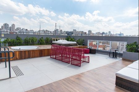Studio à venda com 27m², 1 quarto e sem vaga Studio à venda com 27m², 1 quarto e sem vagaJacuzzi