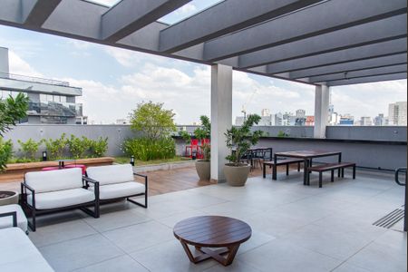 Studio à venda com 27m², 1 quarto e sem vaga Studio à venda com 27m², 1 quarto e sem vagaRooftop