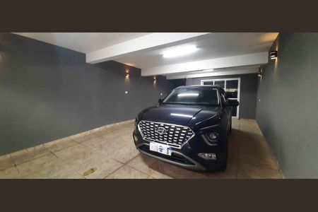 Casa para alugar com 250m², 4 quartos e 4 vagas