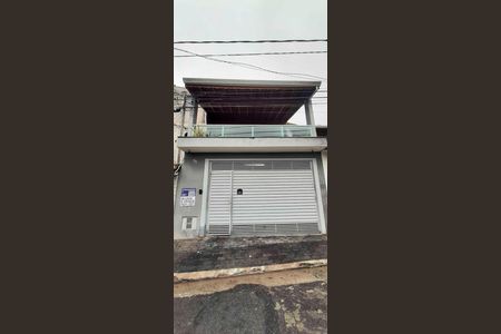 Casa para alugar com 250m², 4 quartos e 4 vagas Casa para alugar com 250m², 4 quartos e 4 vagasFachada da Casa