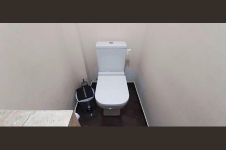 Casa para alugar com 250m², 4 quartos e 4 vagas