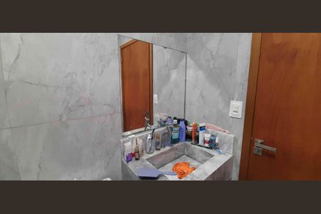 Casa para alugar com 250m², 4 quartos e 4 vagas