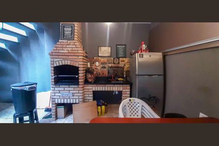 Casa para alugar com 250m², 4 quartos e 4 vagas