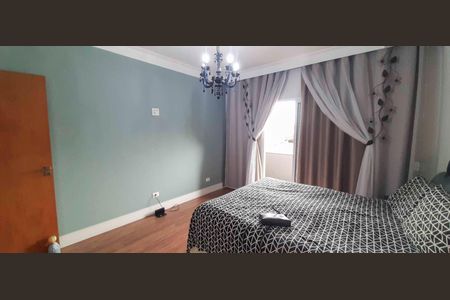 Casa para alugar com 250m², 4 quartos e 4 vagas