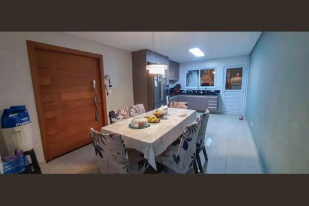 Casa para alugar com 250m², 4 quartos e 4 vagas Casa para alugar com 250m², 4 quartos e 4 vagasSala de Jantar