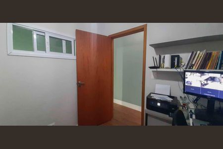 Casa para alugar com 250m², 4 quartos e 4 vagas