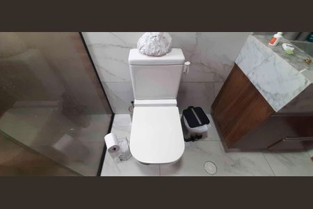 Casa para alugar com 250m², 4 quartos e 4 vagas