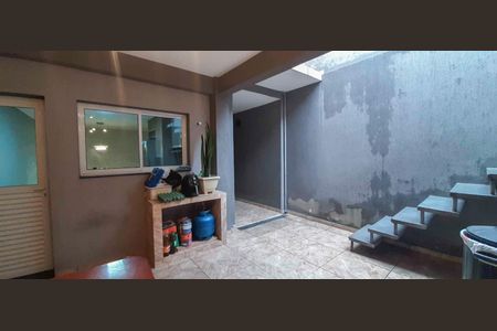 Casa para alugar com 250m², 4 quartos e 4 vagas