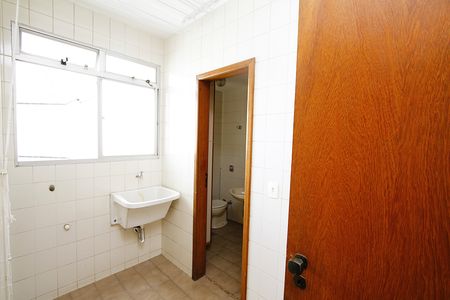 Apartamento para alugar com 80m², 2 quartos e 1 vagaÁrea de Serviço