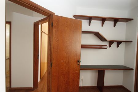 Apartamento para alugar com 80m², 2 quartos e 1 vagaEscritório