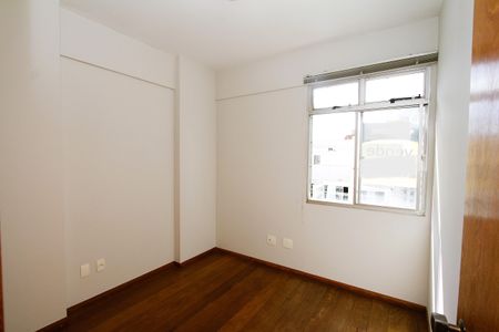 Apartamento para alugar com 80m², 2 quartos e 1 vagaQuarto 1