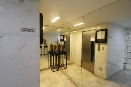 Apartamento para alugar com 80m², 2 quartos e 1 vagaHall de entrada