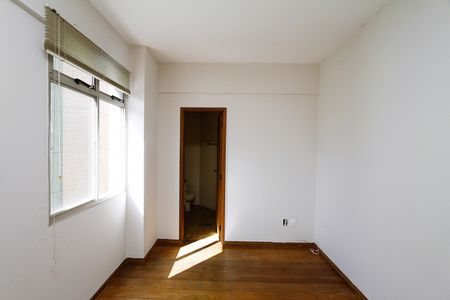 Apartamento para alugar com 80m², 2 quartos e 1 vagaQuarto 2 - Suíte