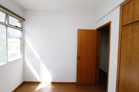 Apartamento para alugar com 80m², 2 quartos e 1 vagaQuarto 1