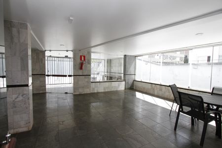 Apartamento para alugar com 80m², 2 quartos e 1 vagaÁrea comum 