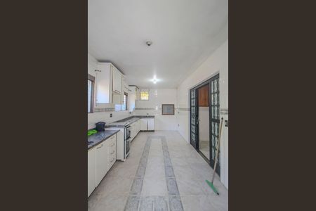 Casa à venda com 500m², 4 quartos e 3 vagasCozinha