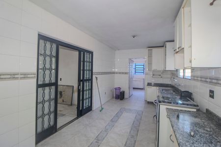 Casa à venda com 500m², 4 quartos e 3 vagasCozinha