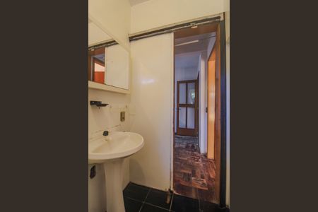 Casa à venda com 500m², 4 quartos e 3 vagasBanheiro 2