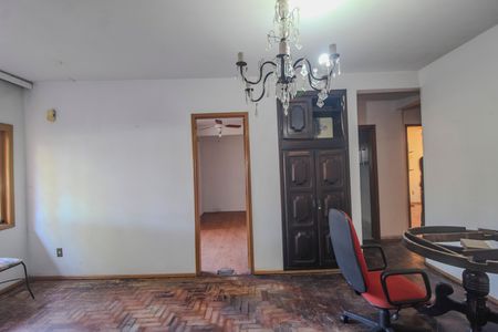 Sala 2 de casa à venda com 4 quartos, 500m² em Teresópolis, Porto Alegre