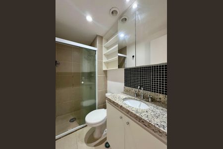 Apartamento para alugar com 60m², 2 quartos e 1 vaga Apartamento para alugar com 60m², 2 quartos e 1 vagaBanheiro