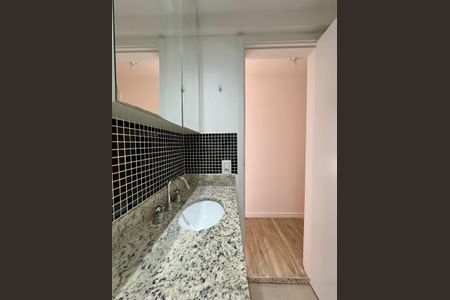 Apartamento para alugar com 60m², 2 quartos e 1 vaga Apartamento para alugar com 60m², 2 quartos e 1 vagaBanheiro