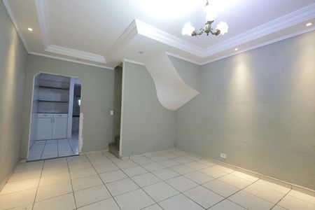 Sala de casa para alugar com 4 quartos, 170m² em Vila Palmares, Santo André