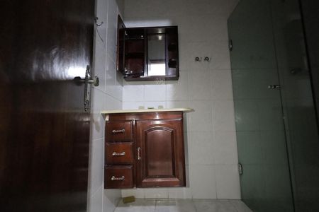 Casa à venda com 170m², 4 quartos e 1 vaga Casa à venda com 170m², 4 quartos e 1 vagaBanheiro 2