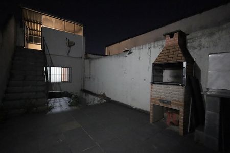 Casa à venda com 170m², 4 quartos e 1 vaga Casa à venda com 170m², 4 quartos e 1 vagaQuintal e Churrasqueira