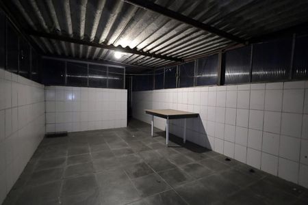 Casa à venda com 170m², 4 quartos e 1 vaga Casa à venda com 170m², 4 quartos e 1 vagaCobertura