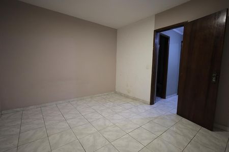 Casa à venda com 170m², 4 quartos e 1 vaga Casa à venda com 170m², 4 quartos e 1 vagaQuarto 1