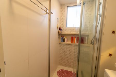 Apartamento à venda com 61m², 2 quartos e 1 vaga Apartamento à venda com 61m², 2 quartos e 1 vagaBanheiro
