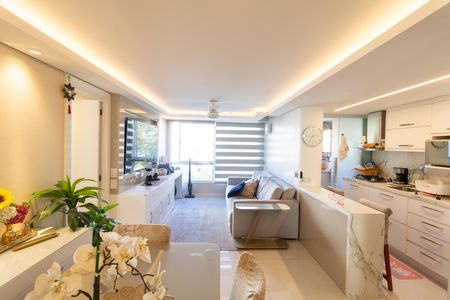 Sala de apartamento à venda com 2 quartos, 61m² em Cavalhada, Porto Alegre