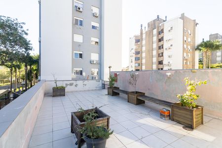 Apartamento à venda com 61m², 2 quartos e 1 vaga Apartamento à venda com 61m², 2 quartos e 1 vagaÁrea comum - Salão de festas